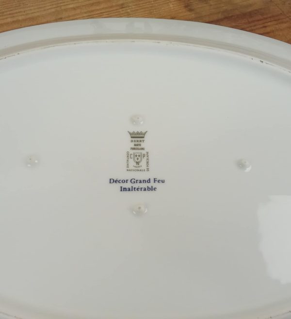 Grand plat ovale en porcelaine / Berry / Ispahan / n°10863