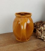 Pichet vintage en barbotine n°10855