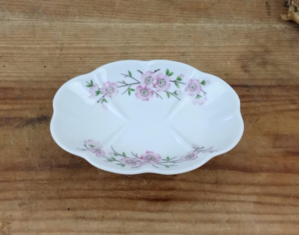 Porte savon en porcelaine de Paris n°10850