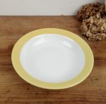 Plat vintage en faïence / jaune et blanc / n°10872
