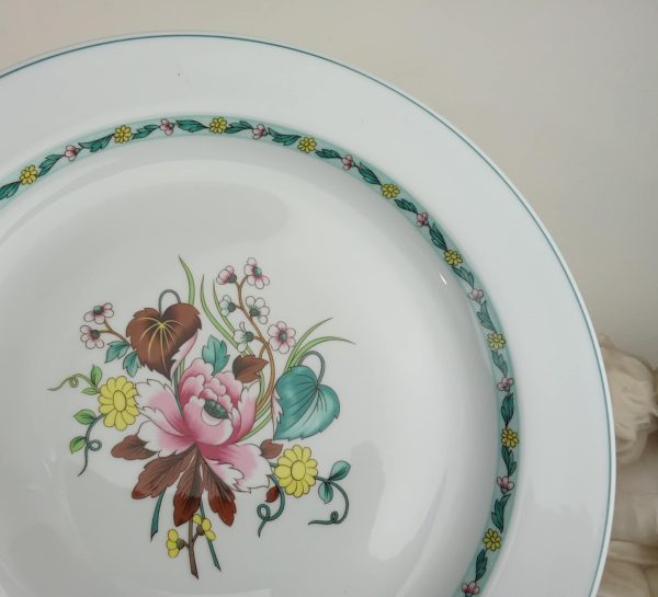 Lot 6 assiettes plates en porcelaine / Berry / Ispahan / n°10859
