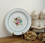 Plat rond en porcelaine / Berry / Ispahan / n°10864
