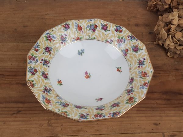 Ancienne coupe sur pied en porcelaine n°10998
