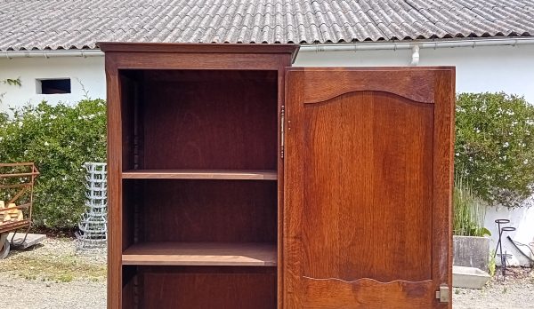 Armoire / Bonnetière / Homme debout / chêne n°11071