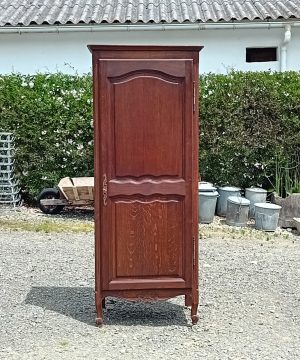 Armoire / Bonnetière / Homme debout / chêne n°11071