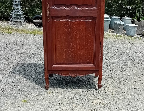 Armoire / Bonnetière / Homme debout / chêne n°11071