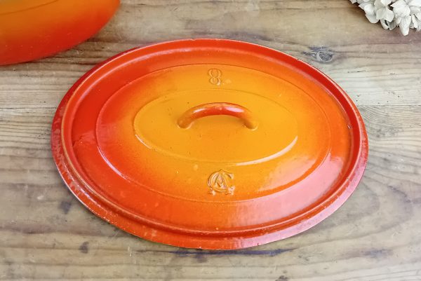 Cocotte vintage en fonte orange n°14082