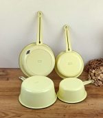 Série de 4 casseroles vintages en tôle émaillée n°14080