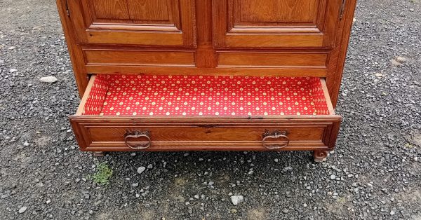 Ancienne Armoire / Penderie / Louis XV / Chêne / n°14081