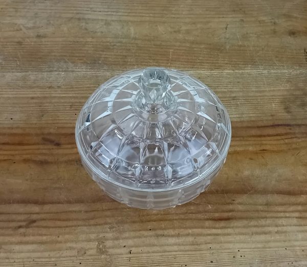 Ancien sucrier en verre moulé pressé n°11111