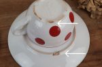 Paire de grandes tasses vintages en faïence n°11010