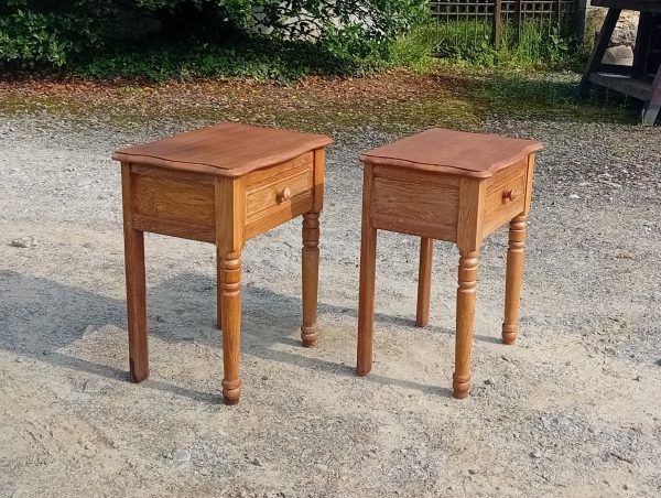 Paire de chevets en chêne n°11133