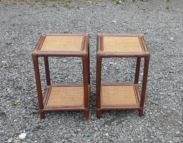Paire de guéridons ou chevets vintages en rotin n°11142 // Réservés //