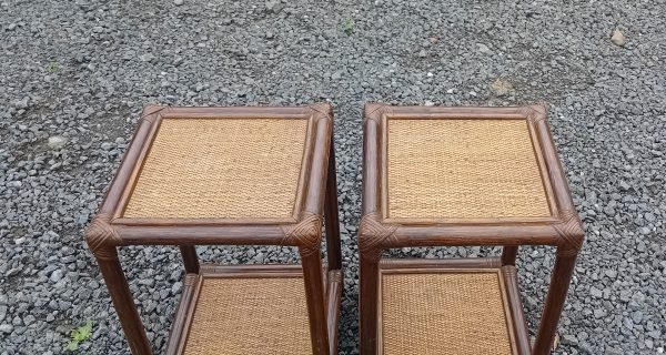 Paire de guéridons ou chevets vintages en rotin n°11142 // Réservés //