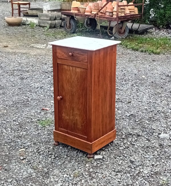 Ancien chevet droit n°11146
