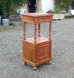 Ancien chevet en noyer n°11147