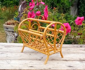 Porte revue vintage en rotin n°11224