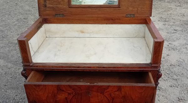 Ancienne commode / Coiffeuse / n°11248