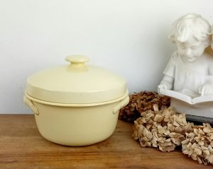 Ancienne soupière / terrine / Terre de fer n°11291