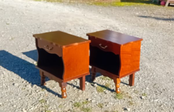 Paire de chevets n°11362