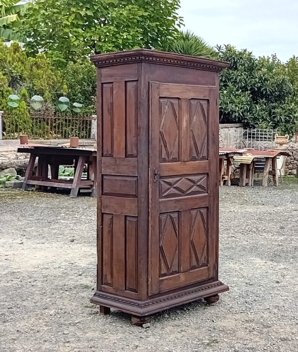 Ancienne bonnetière béarnaise en chêne n°11410