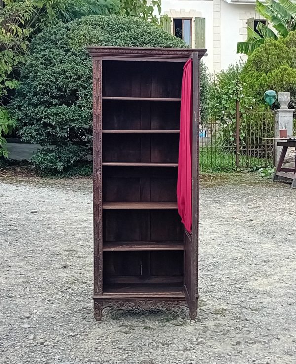 Ancienne vitrine Béarnaise en chêne n°11411