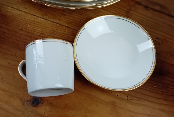 Tasse a café / Monaco / Porcelaine de Limoges n°11404