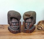 Grande paire de serre-livres en bois / Kanak / n°11449