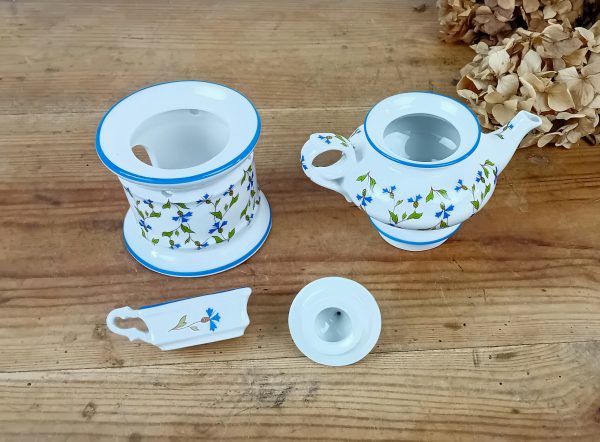 Tisanière complète en porcelaine / Barbeaux / Bleuets / n°11460