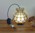 Lustre vintage en nacre n°11459