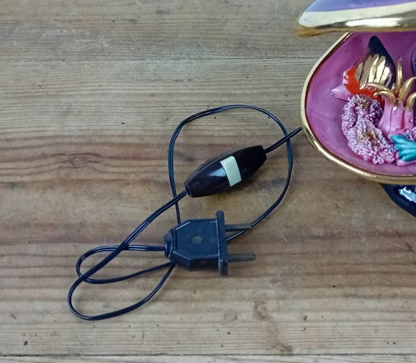 Veilleuse vintage en céramique / Moule / Poisson / Vallauris n°11461 // Réservé a V //