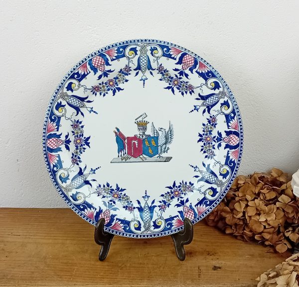 Ancienne assiette de Gien / Armoiries / n°11470