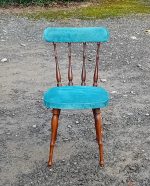 Chaise vintage / velours bleu n°11483