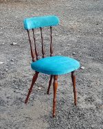 Chaise vintage / velours bleu n°11483