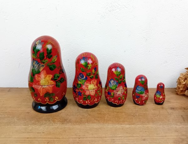 Série de poupées russes / Matriochka / n°11498