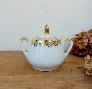 Sucrier en porcelaine n°11499