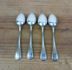 Lot de 4 cuillères a dessert en métal argenté n°11497