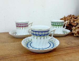 Lot de 3 tasses a café en porcelaine n°11503