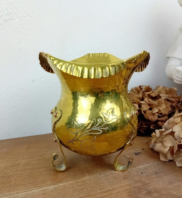 Ancien Pot / vase en laiton / Salies de Béarn n°11504