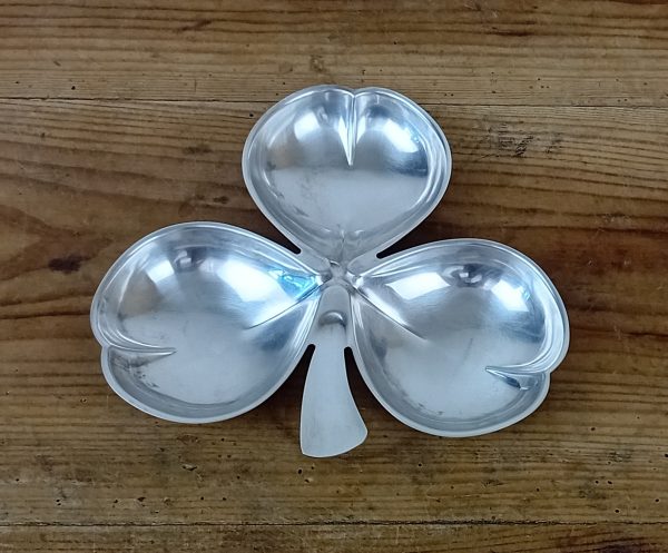 Plat de service a compartiments / Trèfle / Couzon n°11522