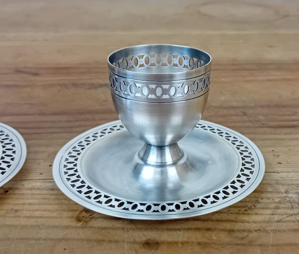 Ancienne paire de coquetier en métal argenté n°11517