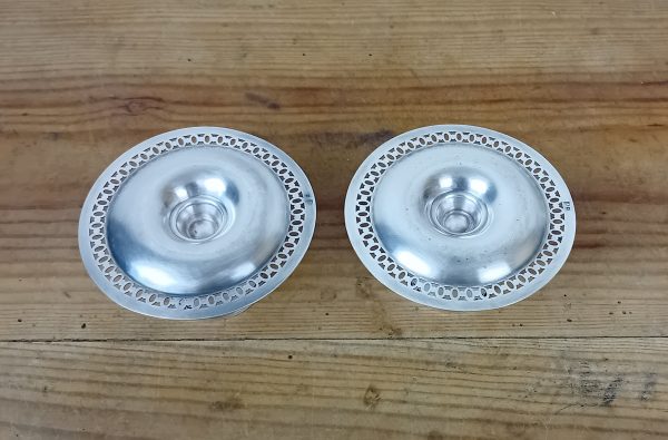 Ancienne paire de coquetier en métal argenté n°11517