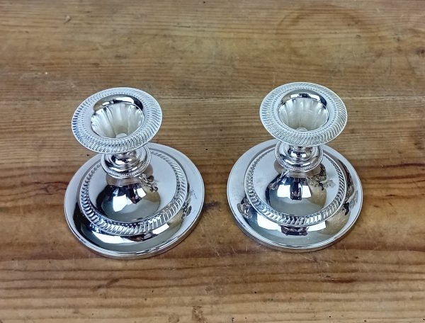 Paire de bougeoirs n°11515