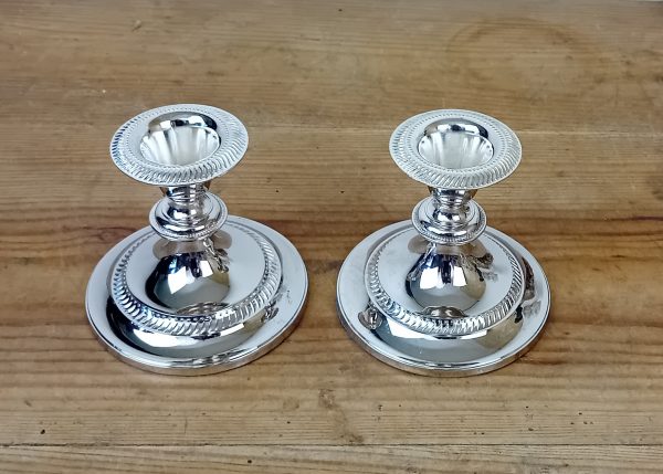 Paire de bougeoirs n°11515