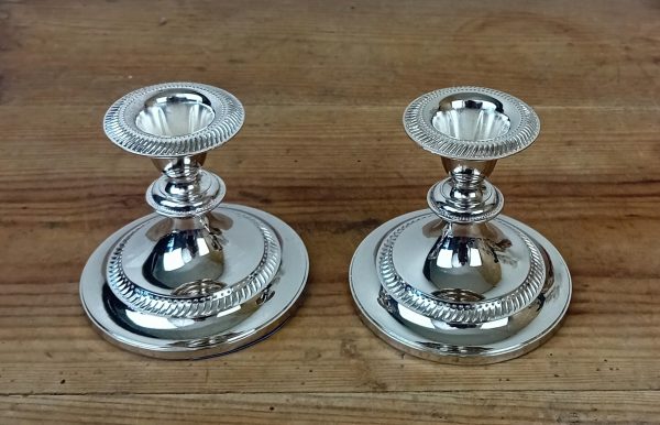 Paire de bougeoirs n°11516