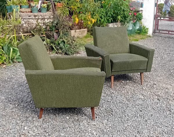 Paire de fauteuils vintages a restaurer n°11573