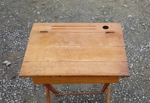 Ancien pupitre enfant pliant n°11563