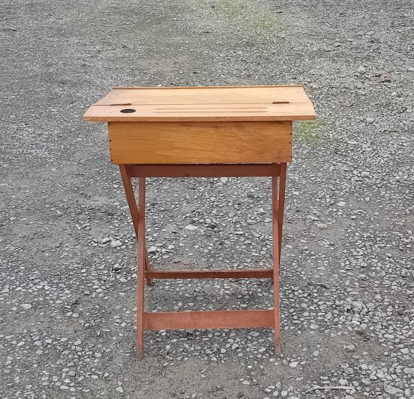 Ancien pupitre enfant pliant n°11563