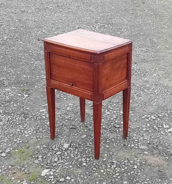 Ancien chevet a rideau en noyer n°11558