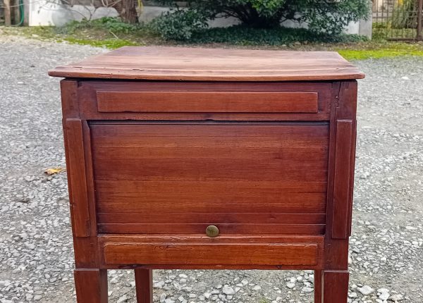 Ancien chevet a rideau en noyer n°11558